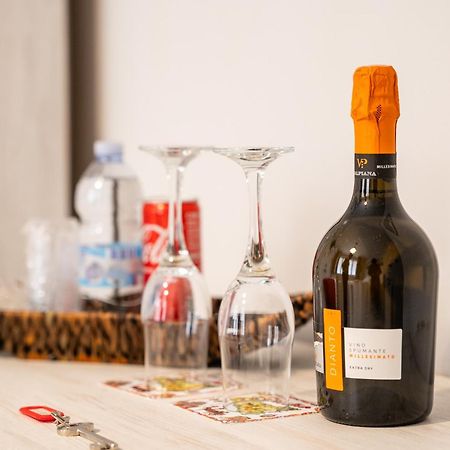 Catina Domus Hotel Catania-Fontanarossai nemzetközi repülőtér Kültér fotó
